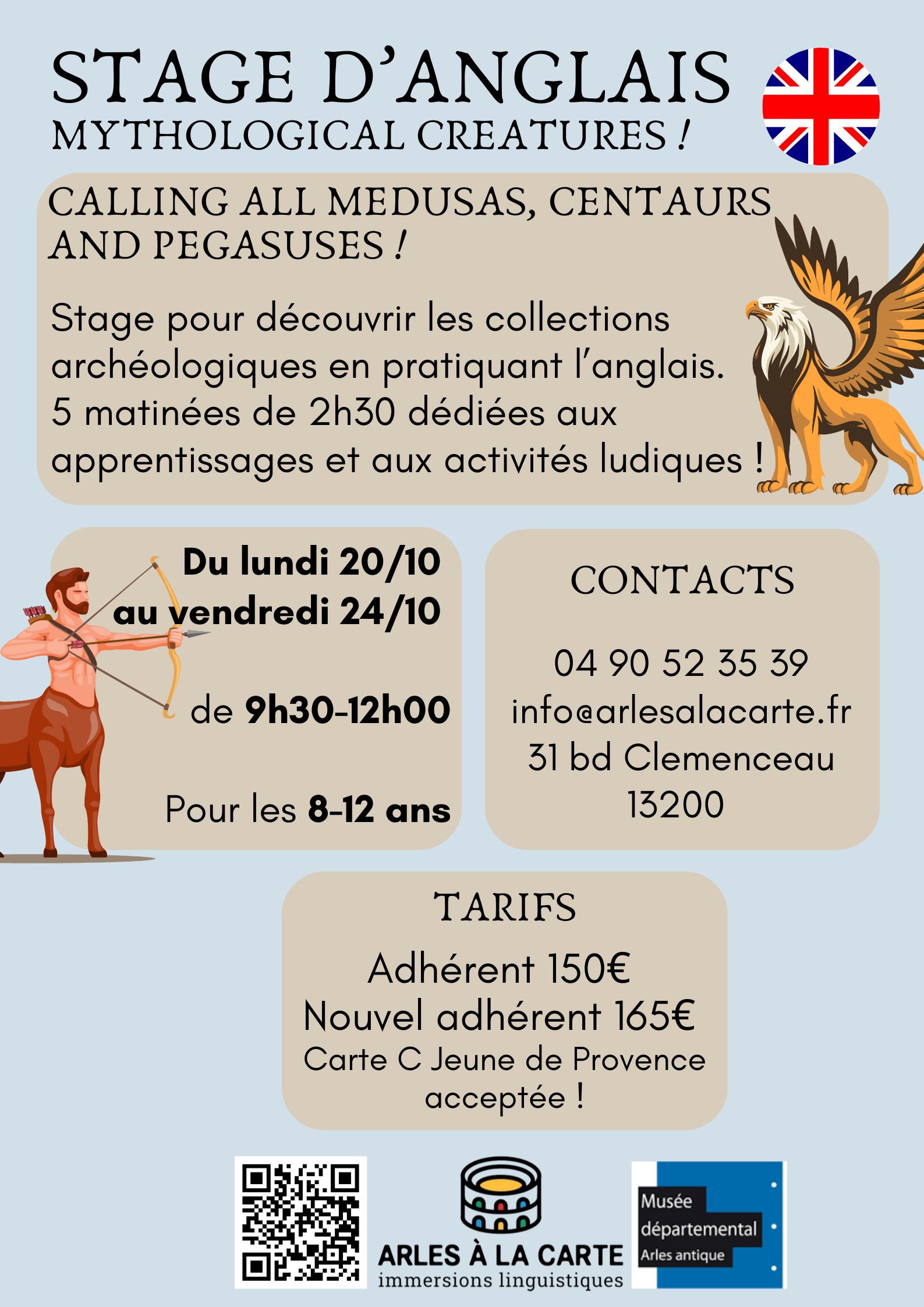 Stage ANG octobre 2025 enfants regardant une carte avec une loupe