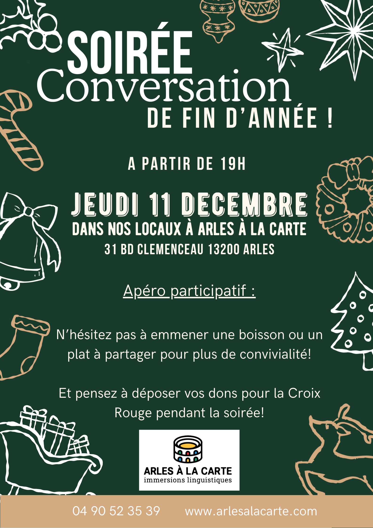 Personnes discutant lors d'une soirée conversation